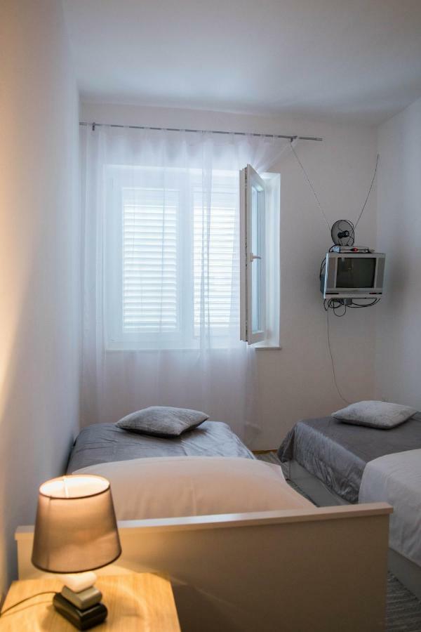 Apartment Kata Šibenik Buitenkant foto